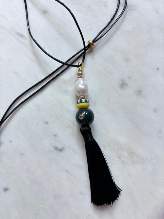 Verde tassel